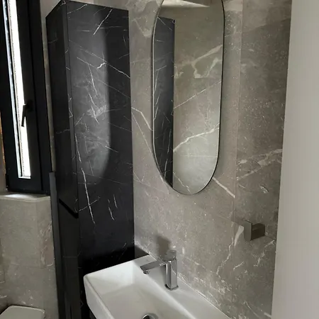 Luxury Loft 7-8 Lägenhet Tríkala